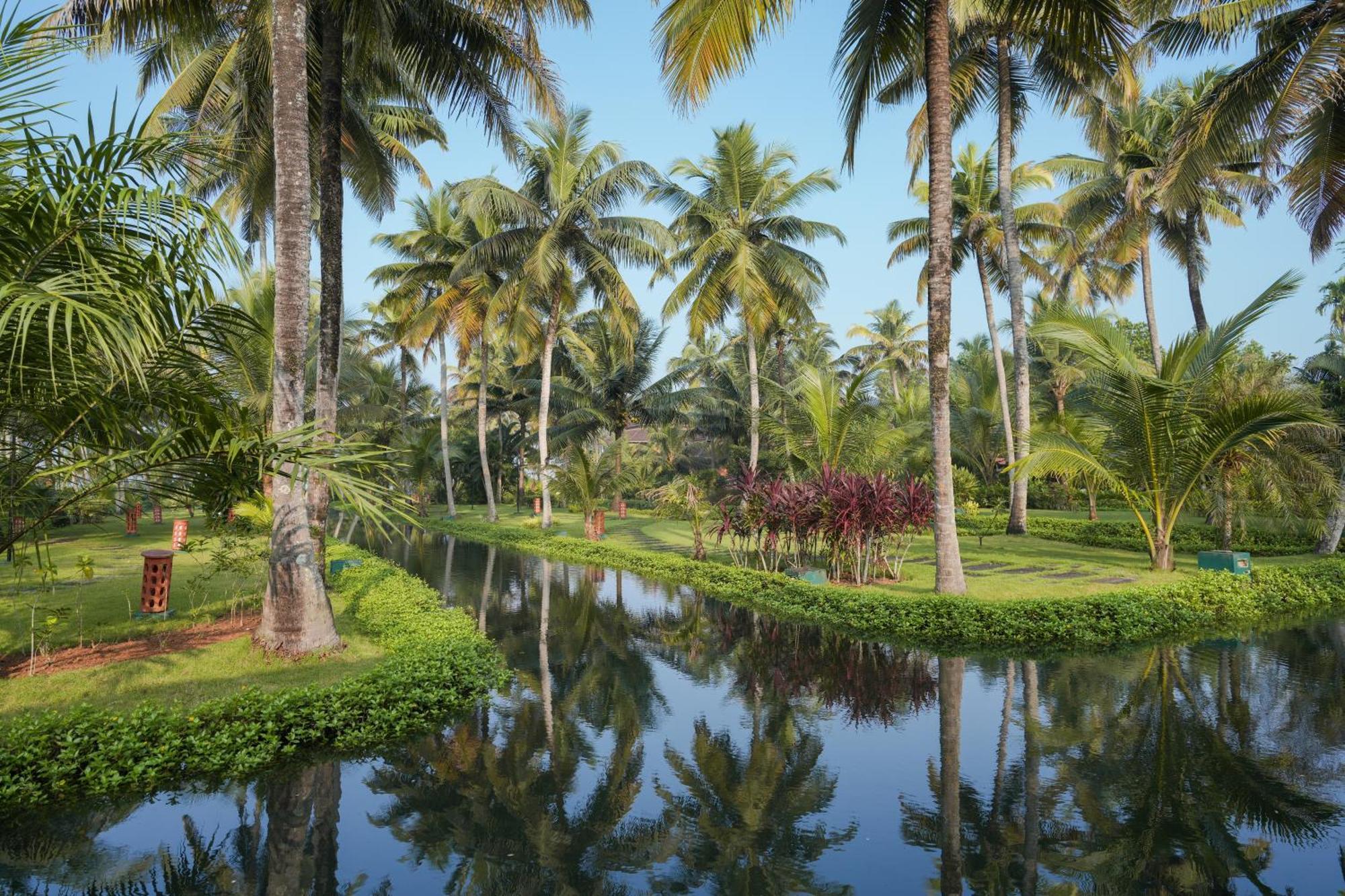 Lakesong Resort Kumarakom Bagian luar foto