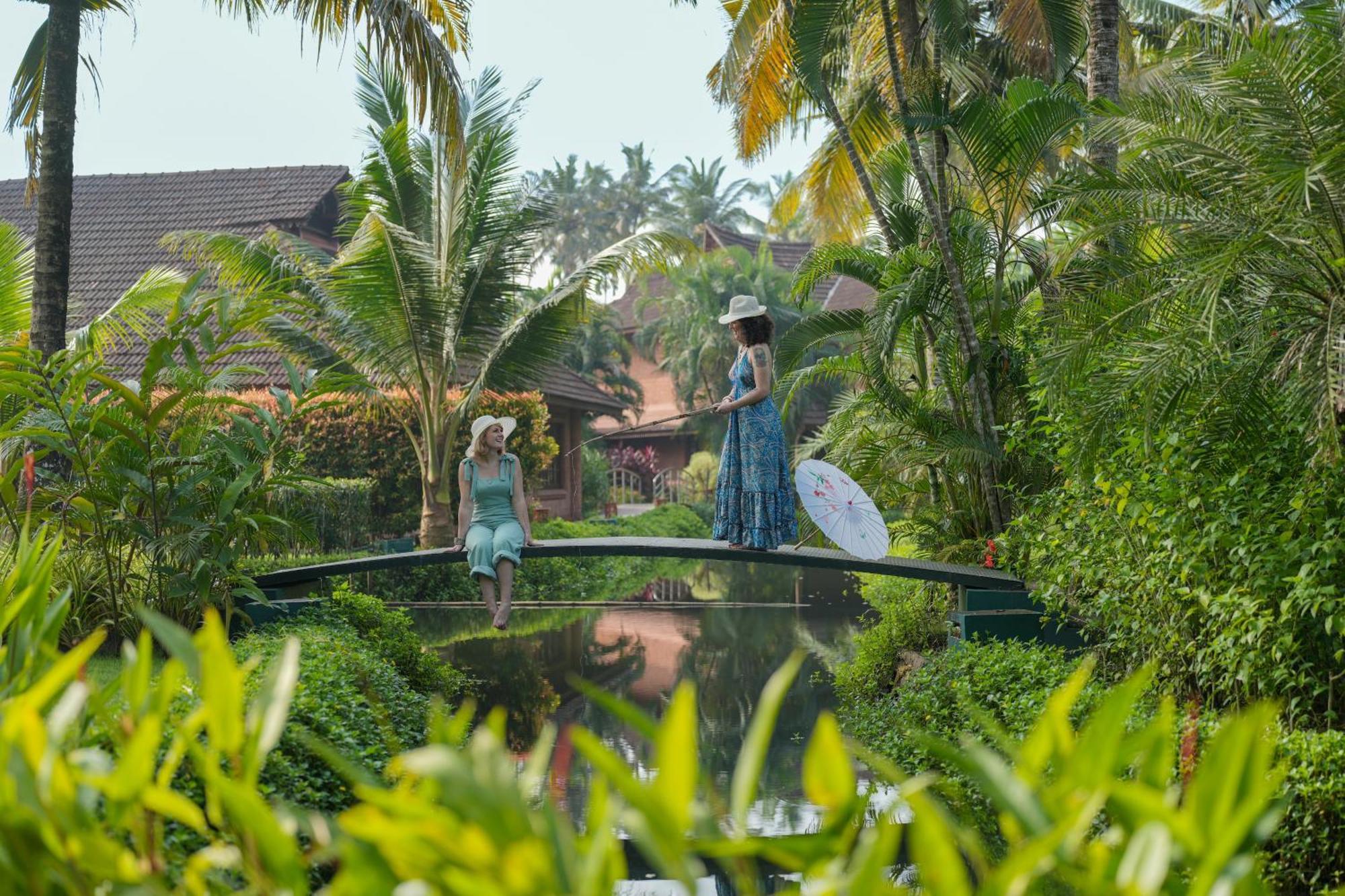 Lakesong Resort Kumarakom Bagian luar foto