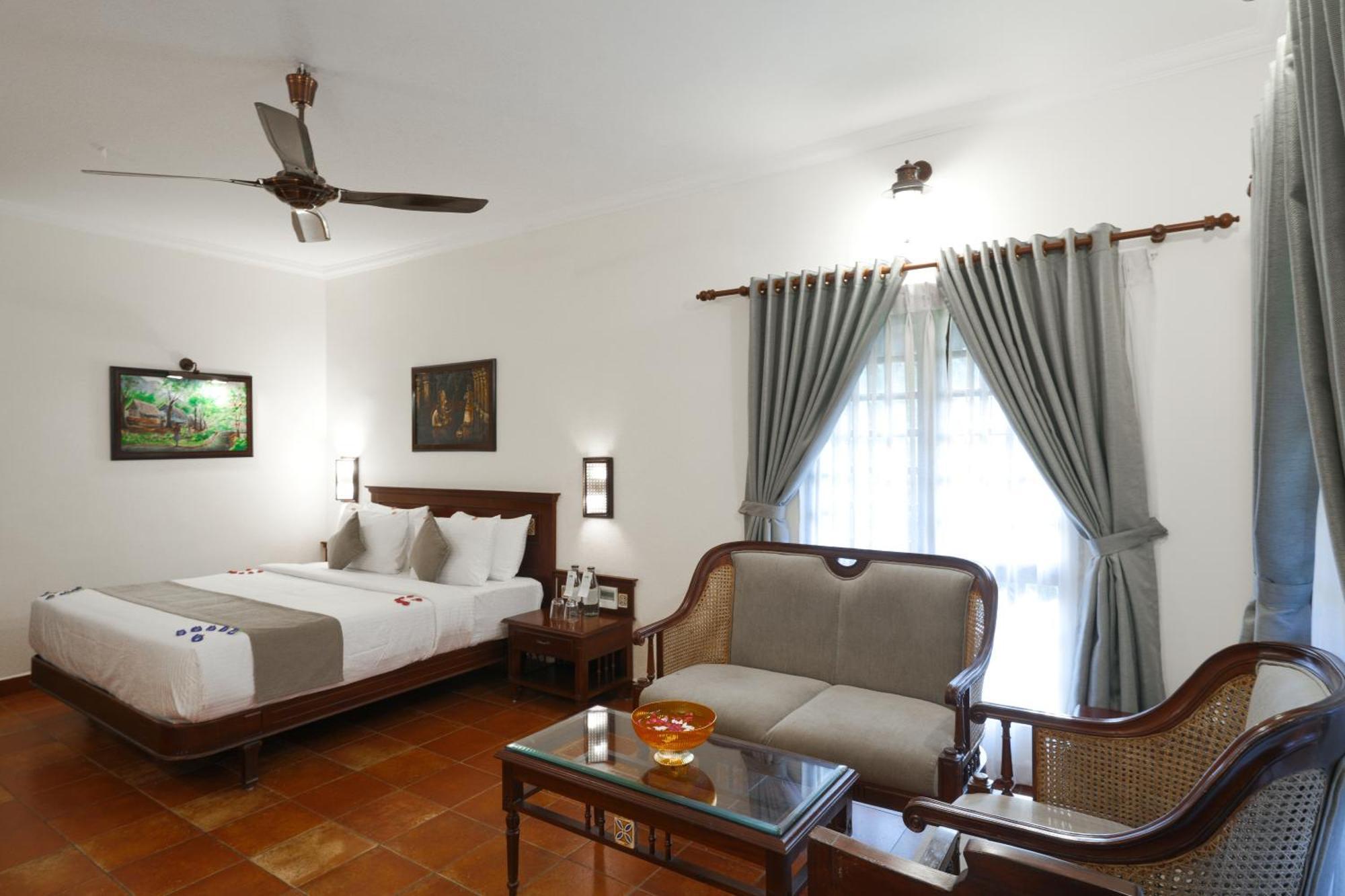 Lakesong Resort Kumarakom Bagian luar foto