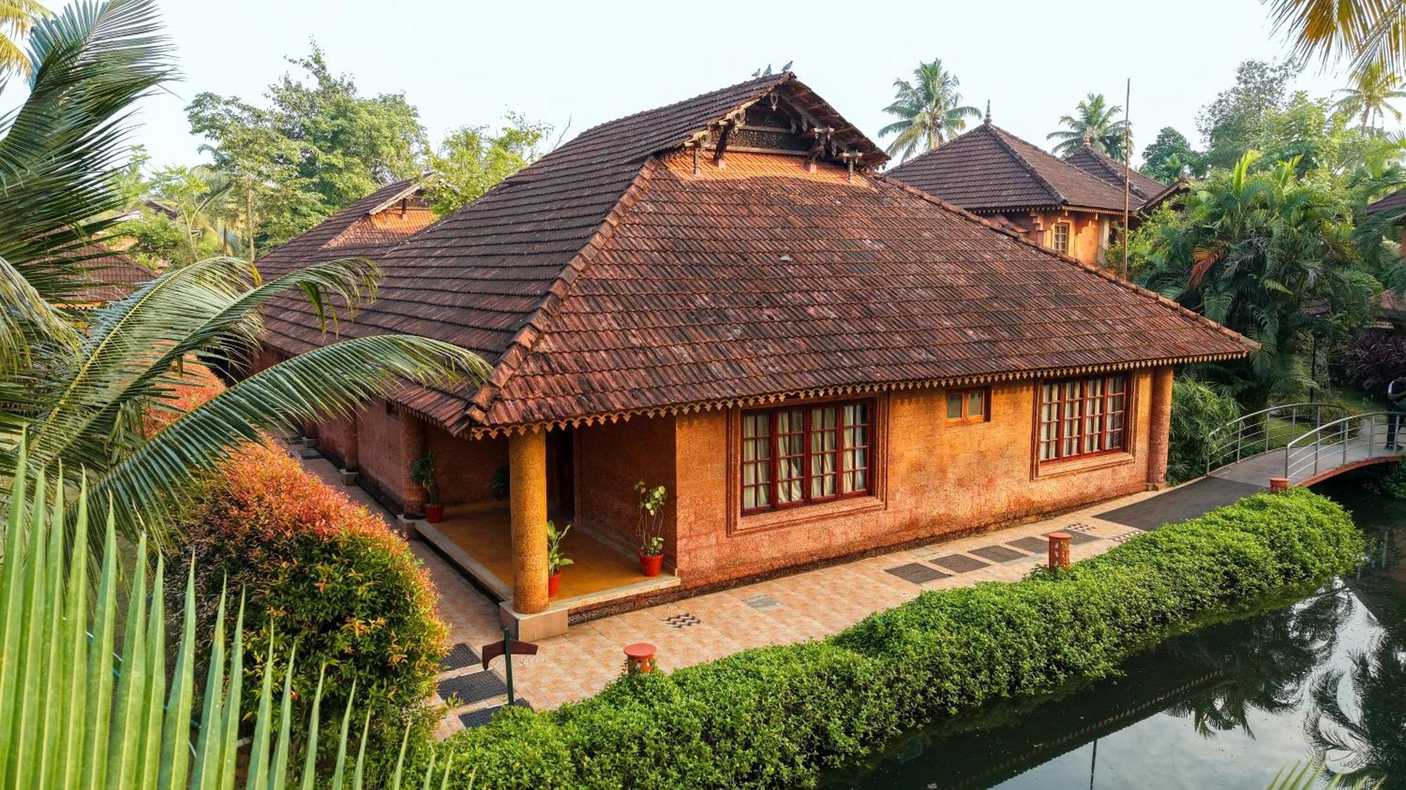 Lakesong Resort Kumarakom Bagian luar foto