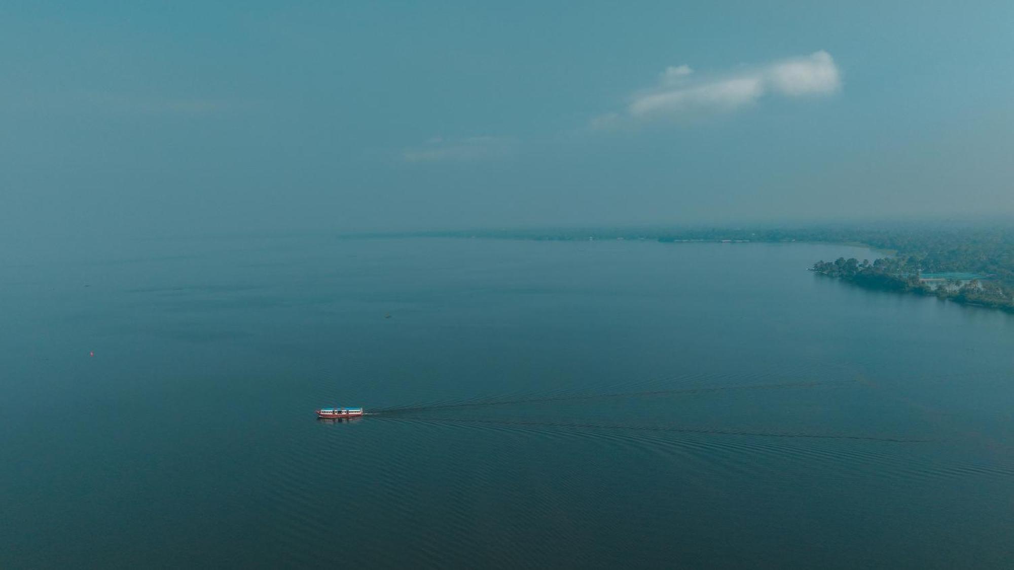 Lakesong Resort Kumarakom Bagian luar foto