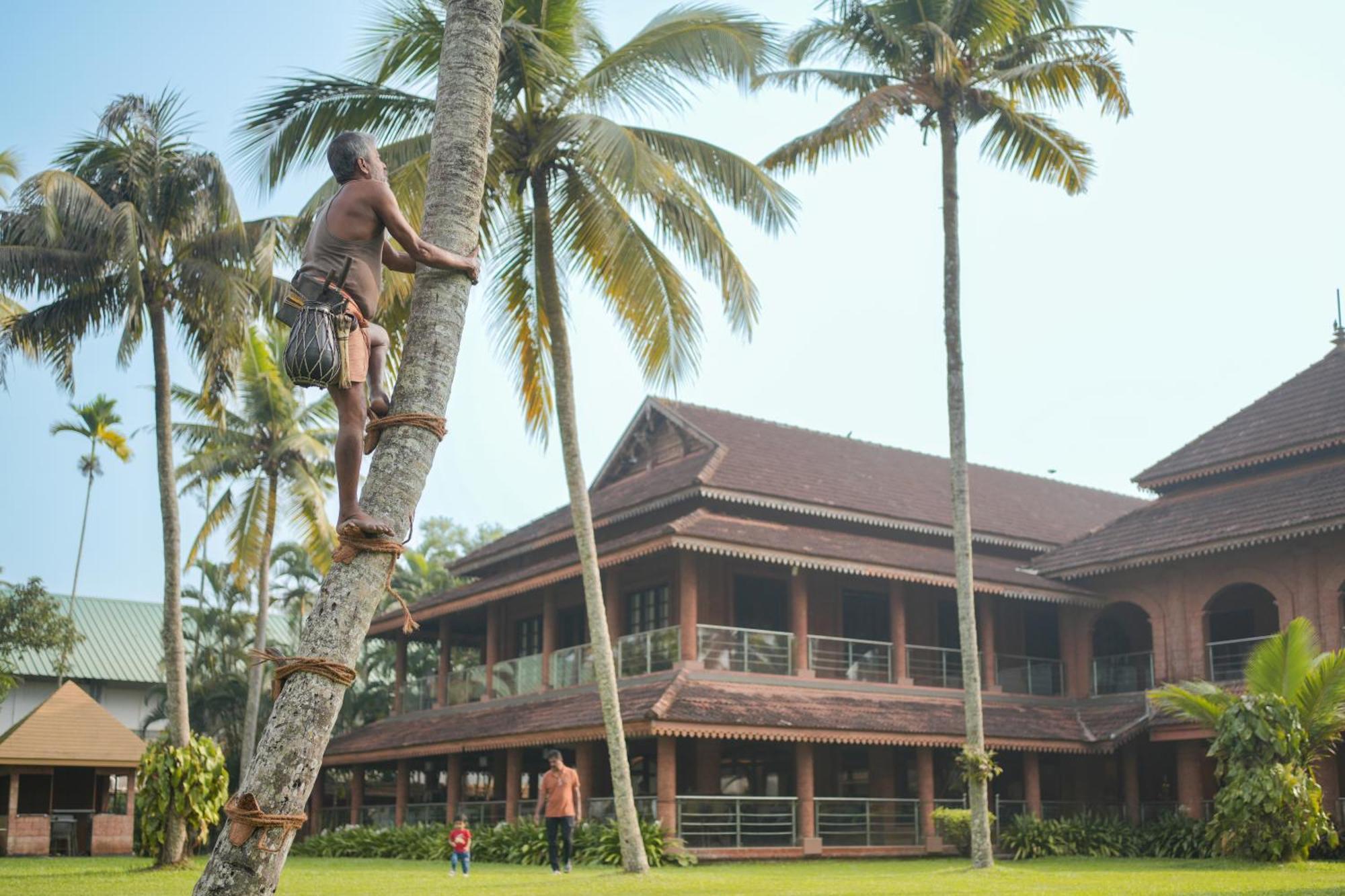 Lakesong Resort Kumarakom Bagian luar foto