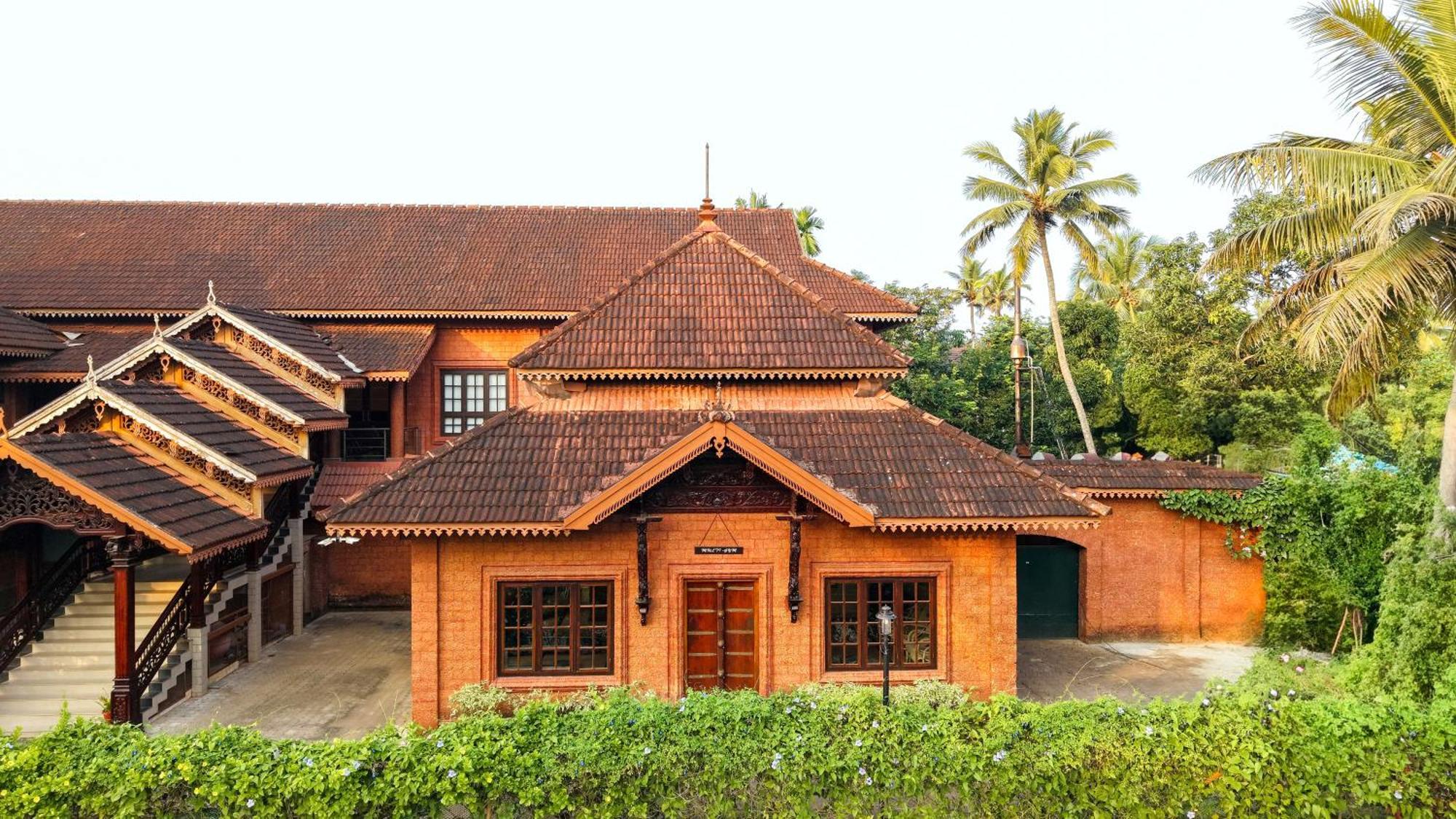 Lakesong Resort Kumarakom Bagian luar foto